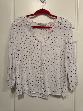 Collective Concepts Abstract Print Lace Trim V-Neck Blouse White Blac